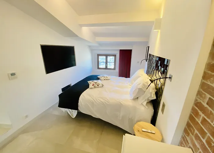 Hostellerie De La Fontaine