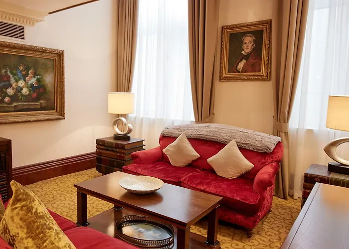 Hotel with view: The Royal Horseguards Hotel, London