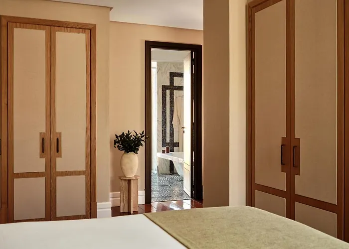 Unico , Small Luxury s