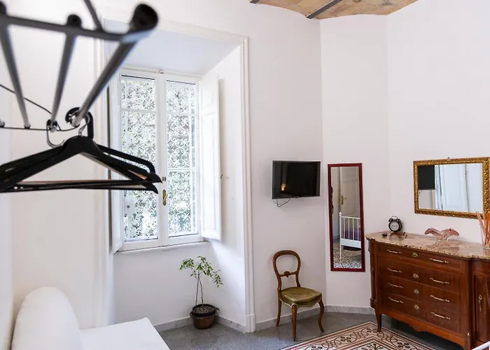 Hotel 4 estrelas: B&B Domus Aurea