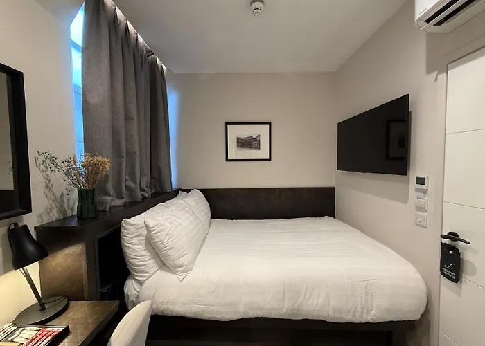 4 star hotel: King'S Cross Express Inn