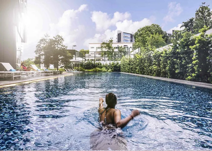 Hotel with Tennis: Mercure Singapore On Stevens