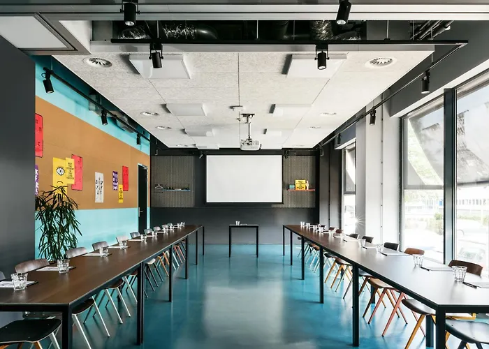 Hotel di lusso: The Social Hub Amsterdam West 4 Star