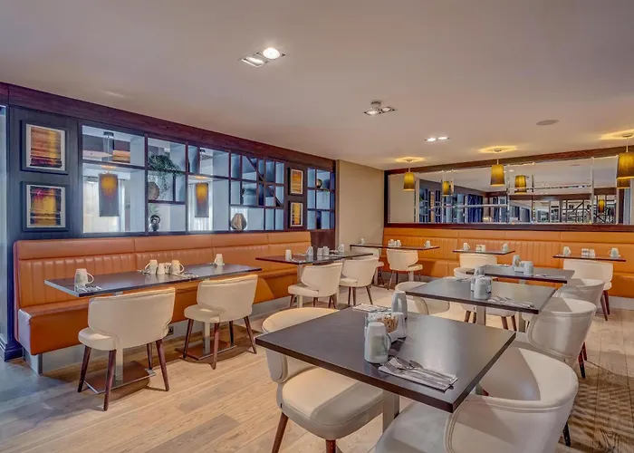 Doubletree By Hilton Ealing