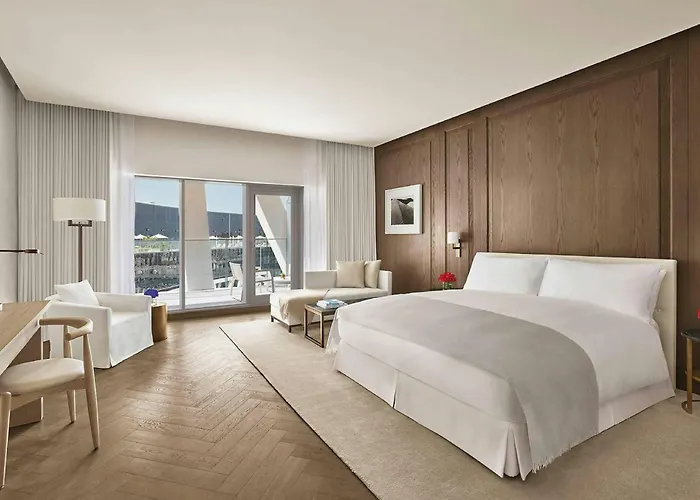 Hotel: The Abu Dhabi Edition