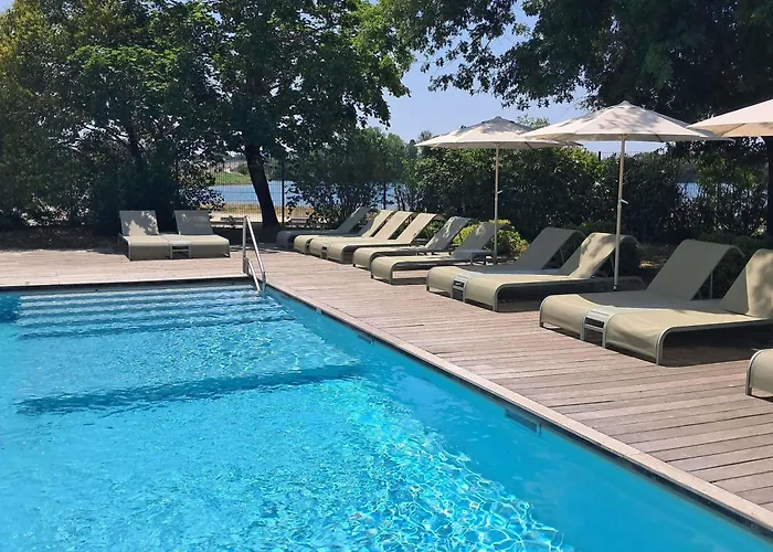  Novotel Bordeaux Lac