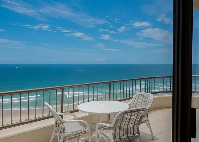 Boutique hotel only: Norfolk Luxury Beachfront Apartments Gold Coast