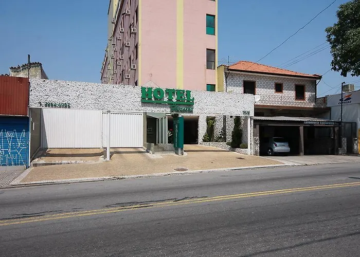 Floresta Tucuruvi (Adults Only)