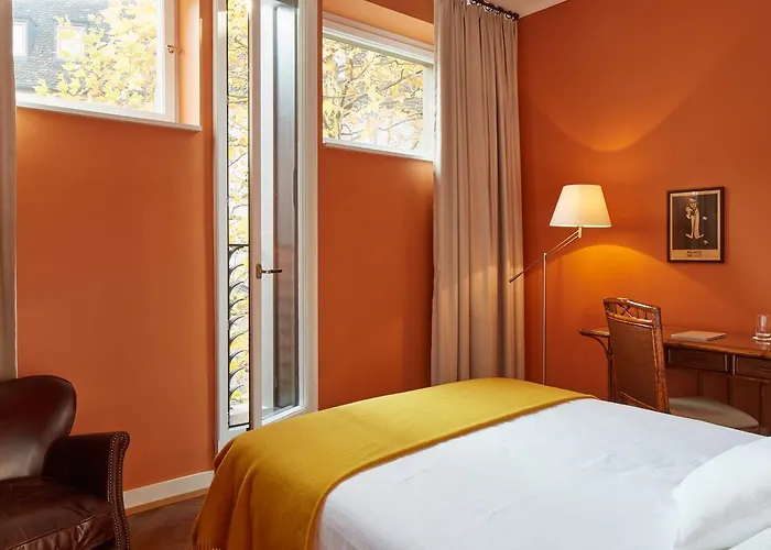 Cheap hotel: Hotel Brasserie Au Violon
