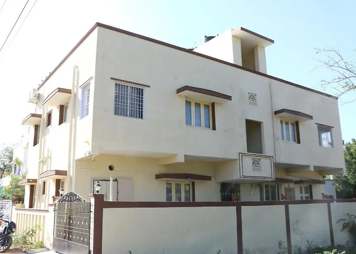 Cheap hotels Nkc Airport