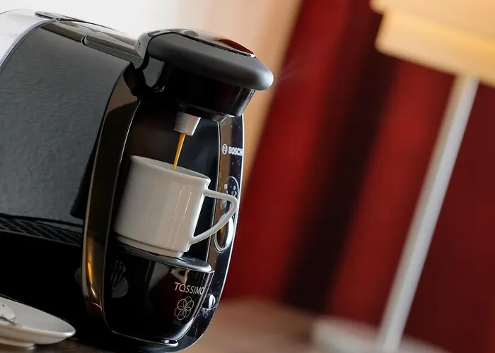 Pet Friendly hotel: Mercure Airport Hotel Berlin Tegel